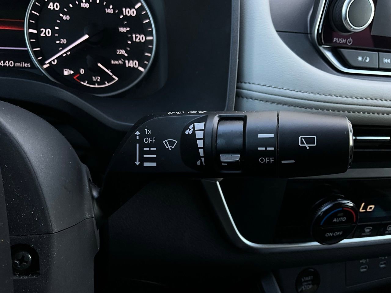 Used 2025 Nissan Rogue SV image 36