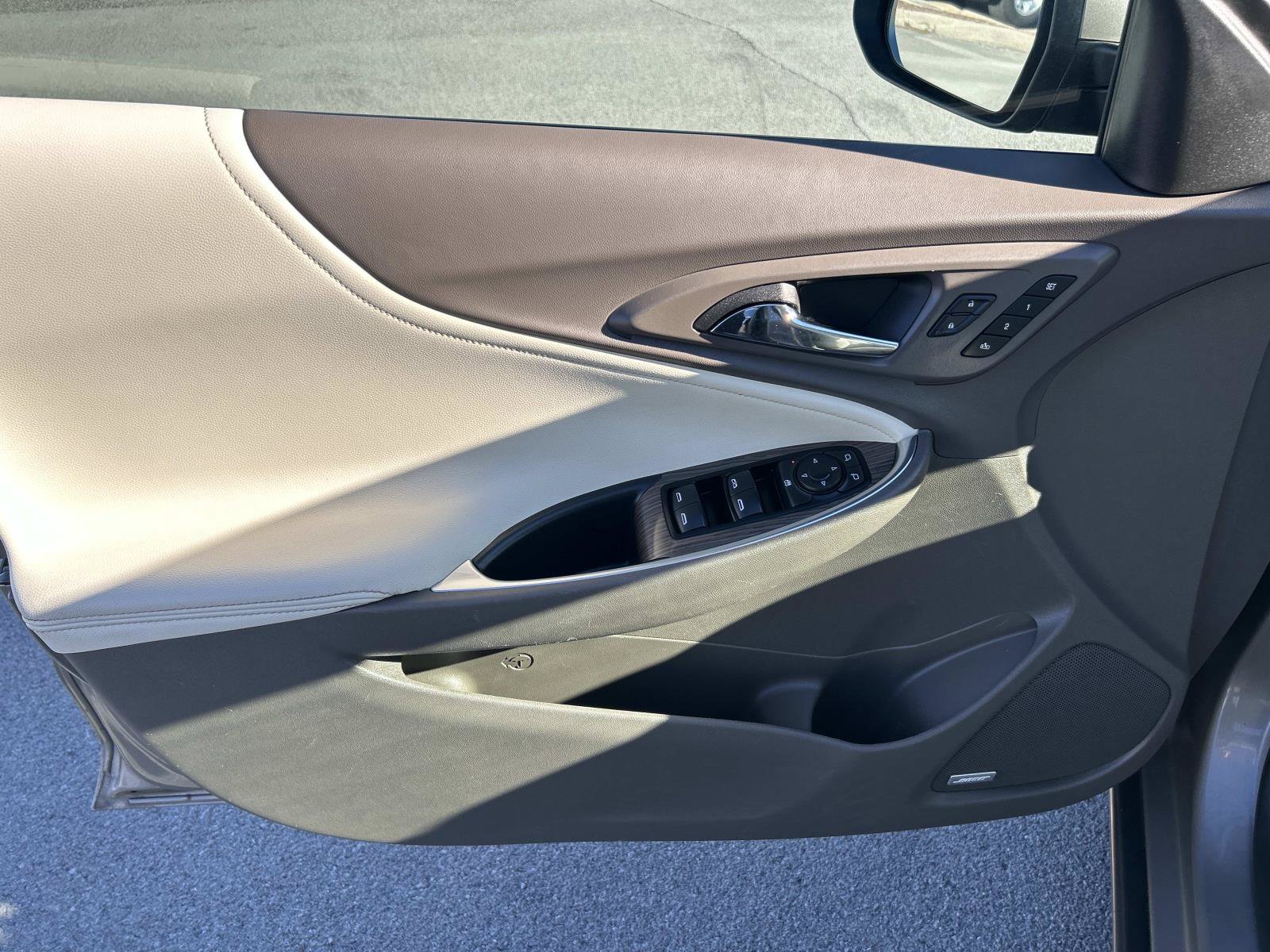 Used 2024 Chevrolet Malibu LT FWD image 25