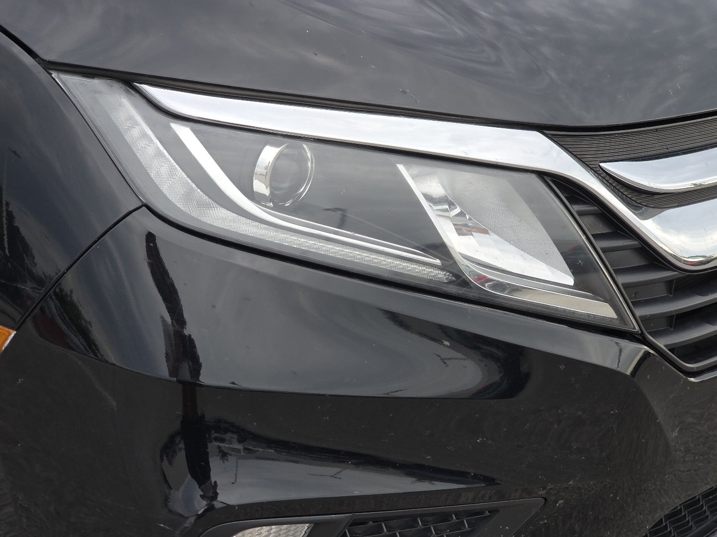 Certified 2018 Honda Odyssey EX-L image 10