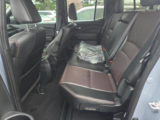 Used 2023 Honda Ridgeline Black Edition image 6