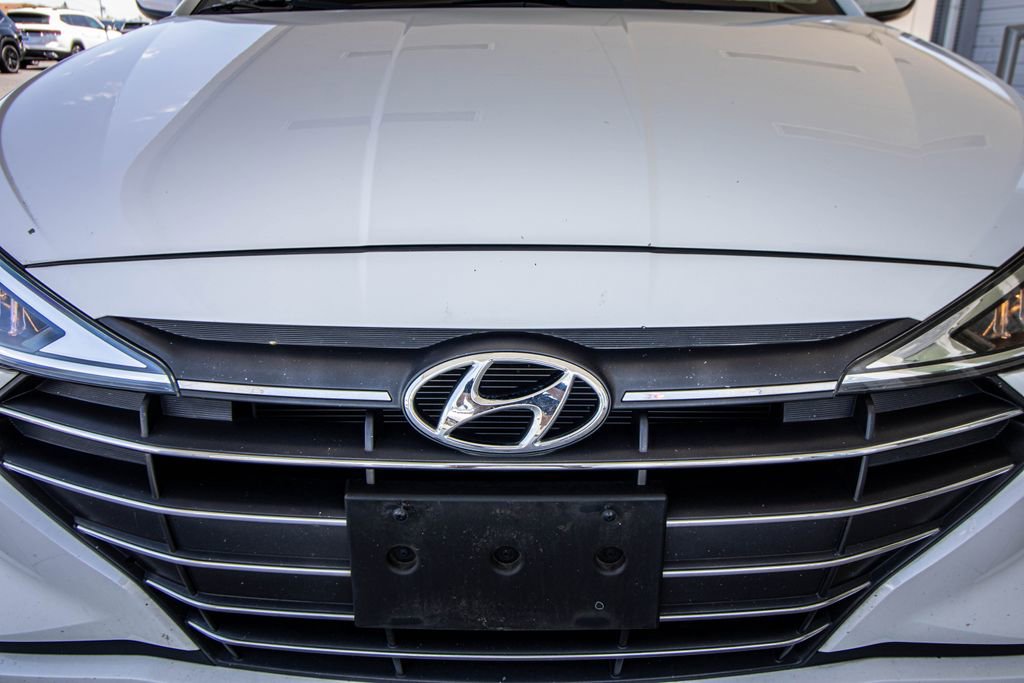 Used 2019 Hyundai Elantra Value Edition w/ Cargo Package FWD image 7