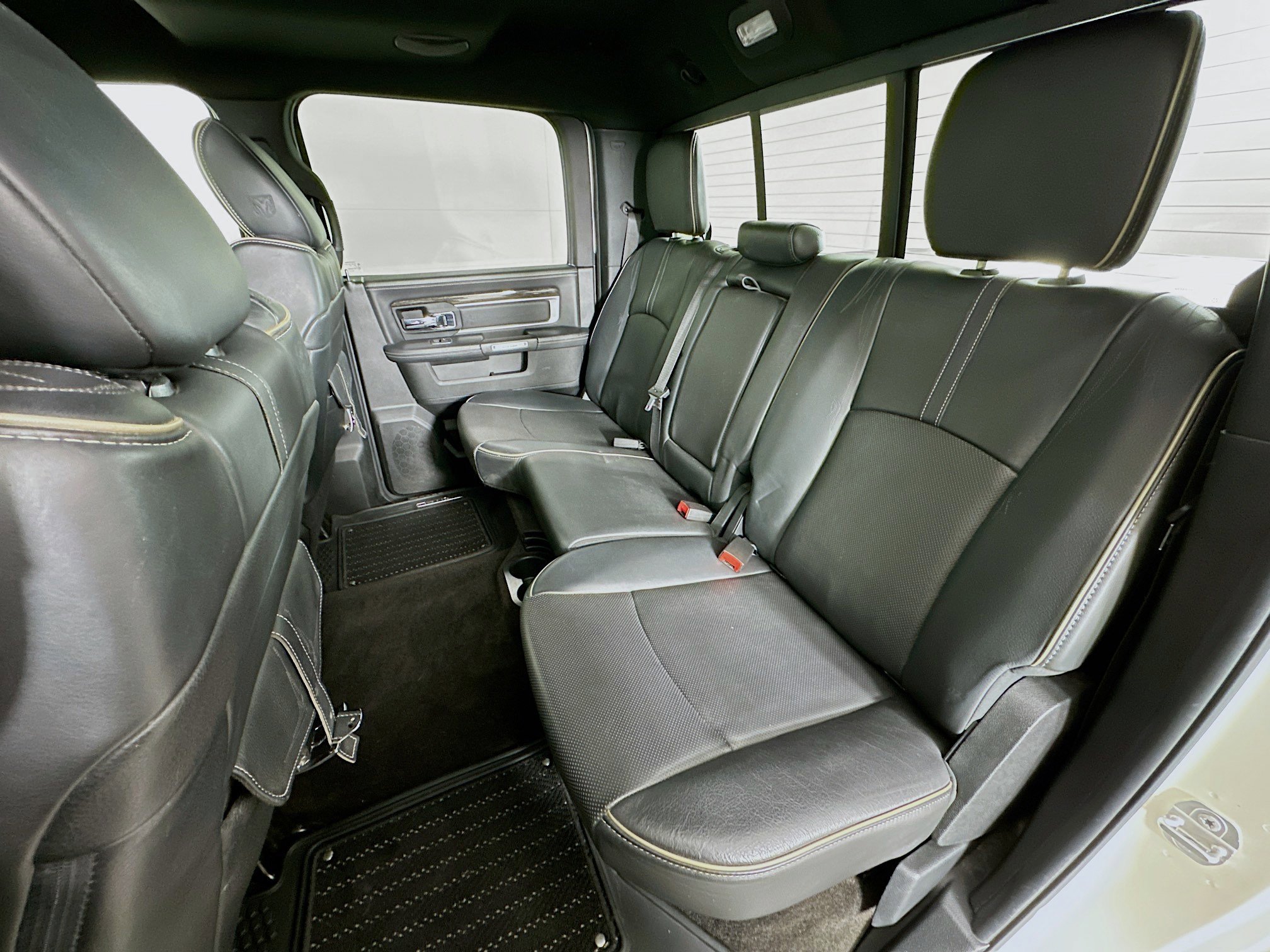 Used 2017 RAM 1500 Limited image 28