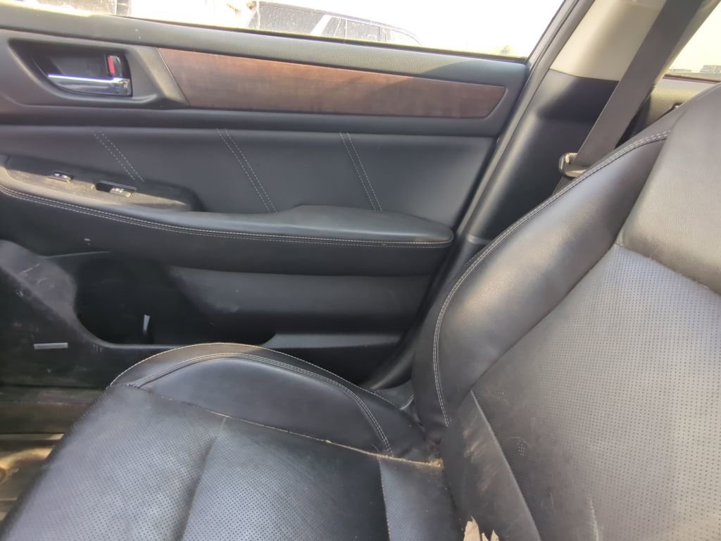 Used 2018 Subaru Outback 3.6R Limited image 15