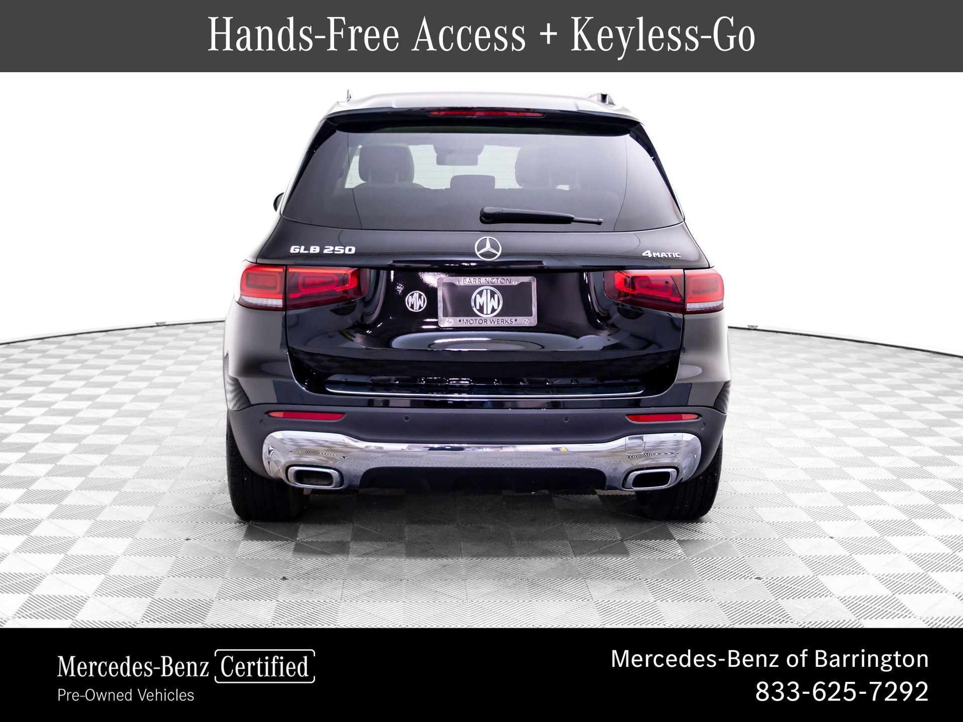 Used 2023 Mercedes-Benz GLB 250 4MATIC w/ Premium Package image 4