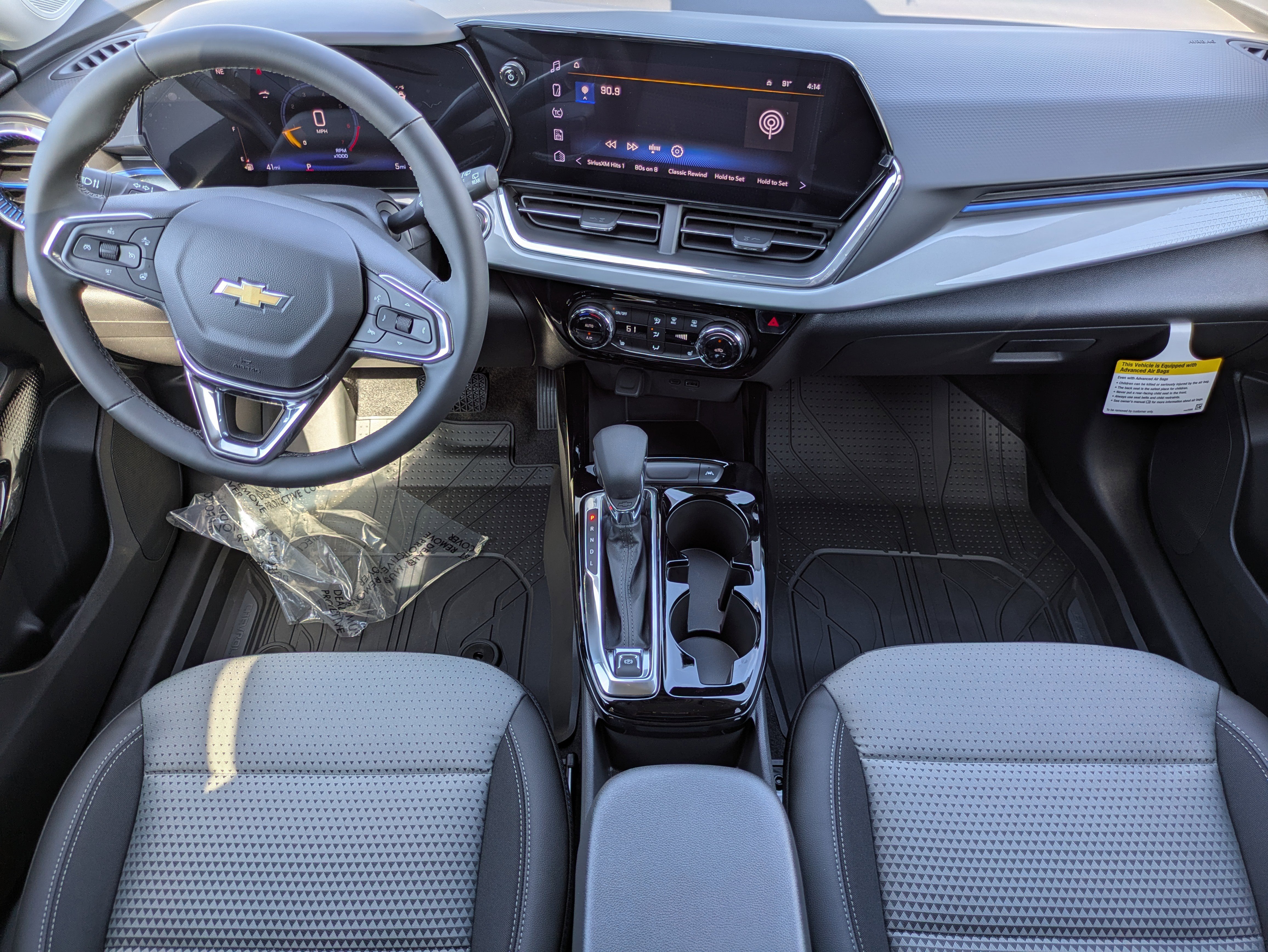 New 2026 Chevrolet Trax LT w/ Driver Confidence Package image 10