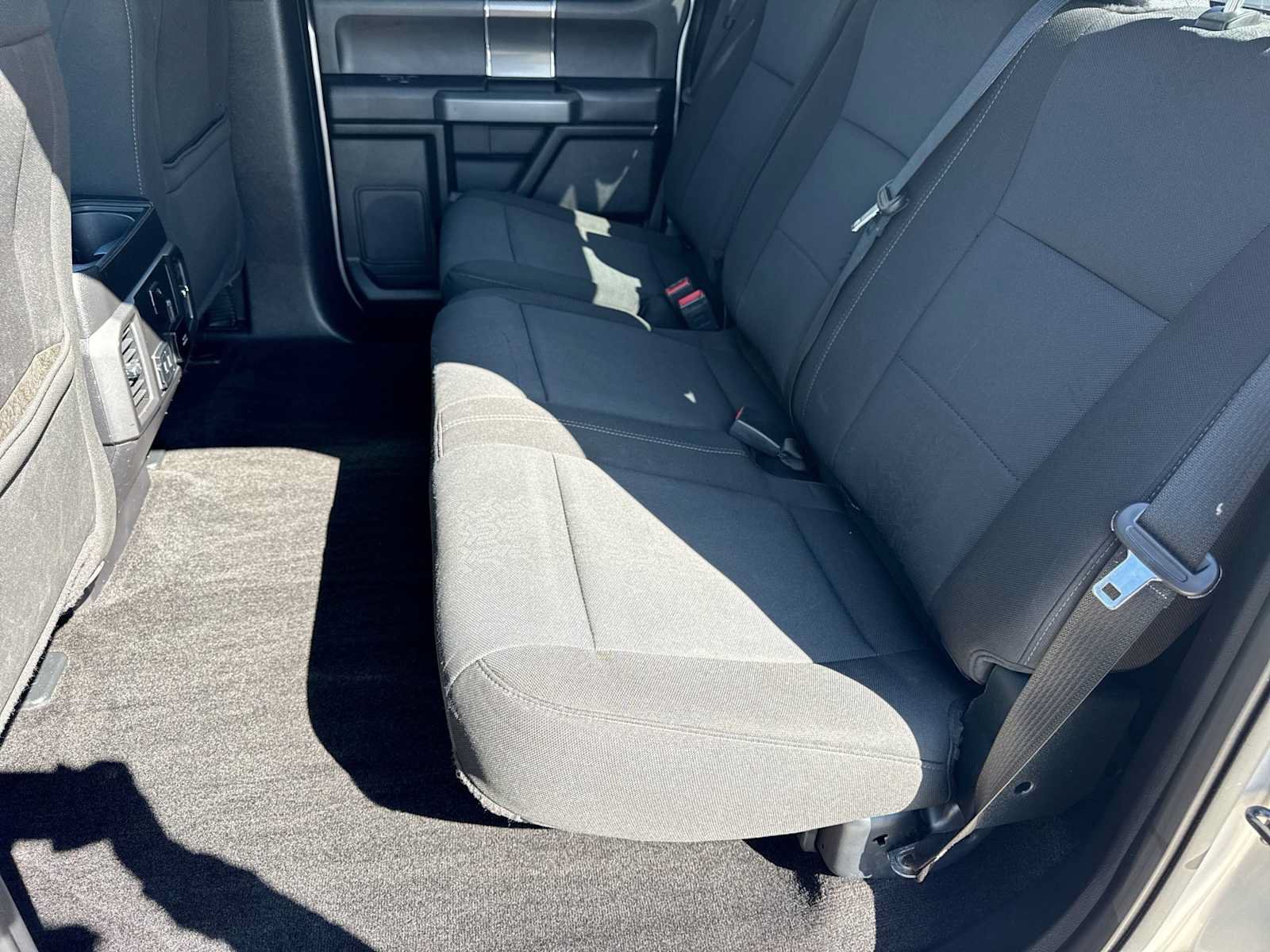 Used 2018 Ford F150 XLT w/ Equipment Group 302A Luxury AWD/4WD image 18