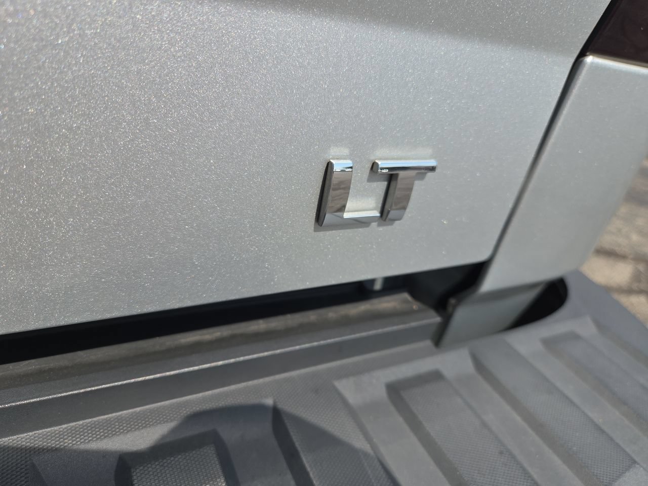 Used 2015 Chevrolet Silverado 1500 LT w/ All Star Edition RWD image 33
