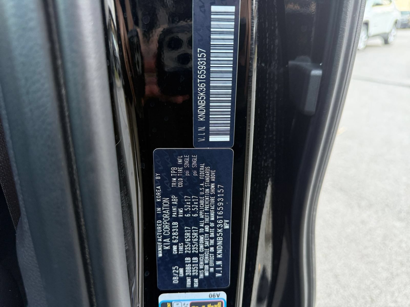 Used 2026 Kia Carnival FWD image 31