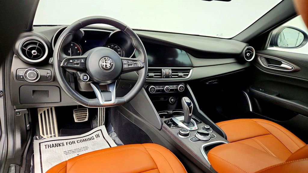 Used 2022 Alfa Romeo Giulia Ti image 13