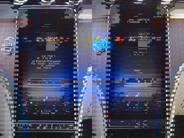 Used 2025 Mercedes-Benz C 300 Sedan image 17