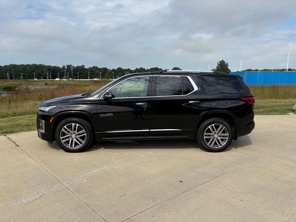 Used 2023 Chevrolet Traverse High Country AWD/4WD image 6