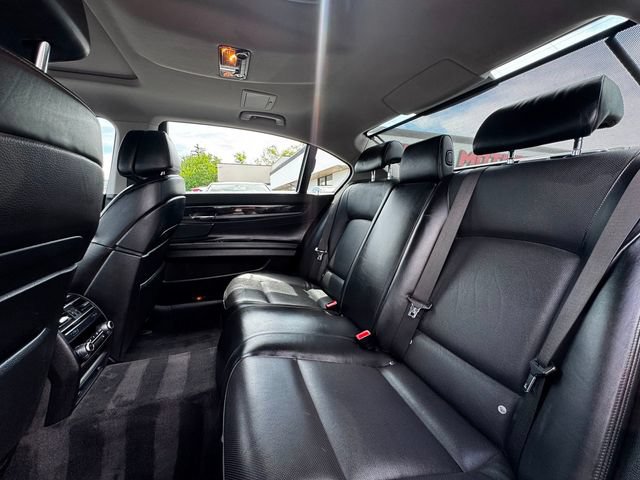 Used 2010 BMW 750Li xDrive AWD/4WD image 17