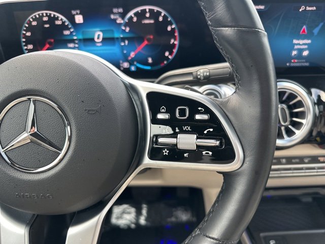 Used 2023 Mercedes-Benz GLB 250 GLB 250 image 22