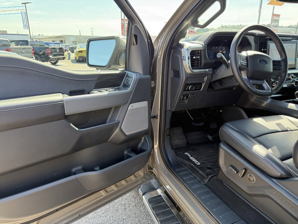 New 2025 Ford F150 Lariat w/ Equipment Group 502A High image 11