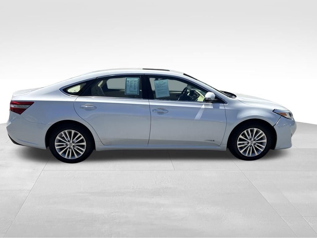 Used 2015 Toyota Avalon XLE Touring FWD image 6