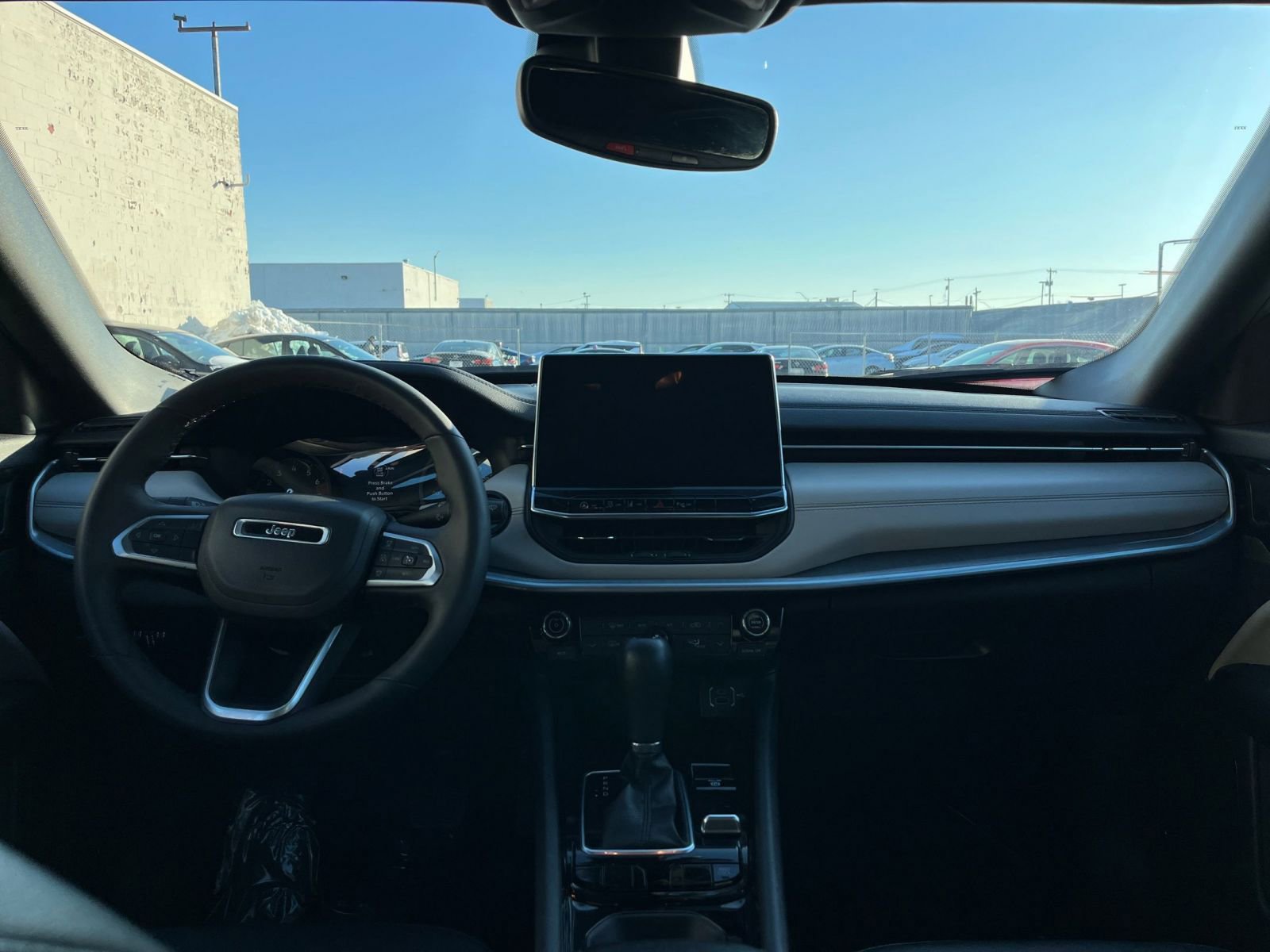 Used 2025 Jeep Compass Limited image 34