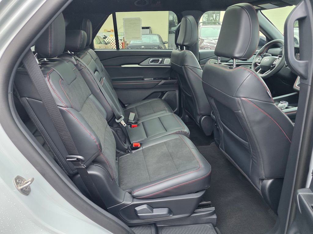New 2026 Ford Explorer ST w/ Sun And Sound Package image 33