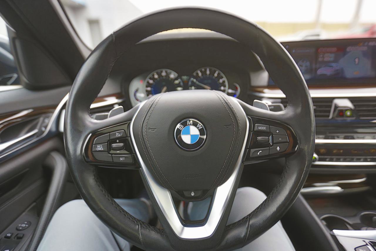 Used 2019 BMW 530i xDrive w/ Convenience Package image 6