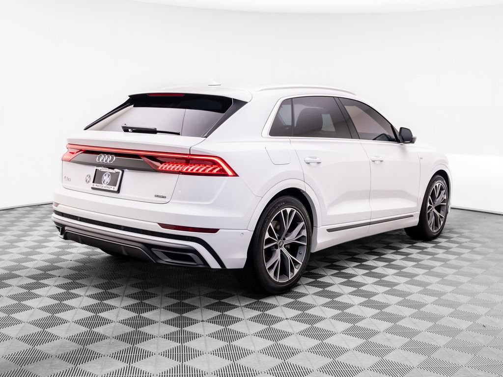 Used 2023 Audi Q8 Prestige AWD/4WD image 7