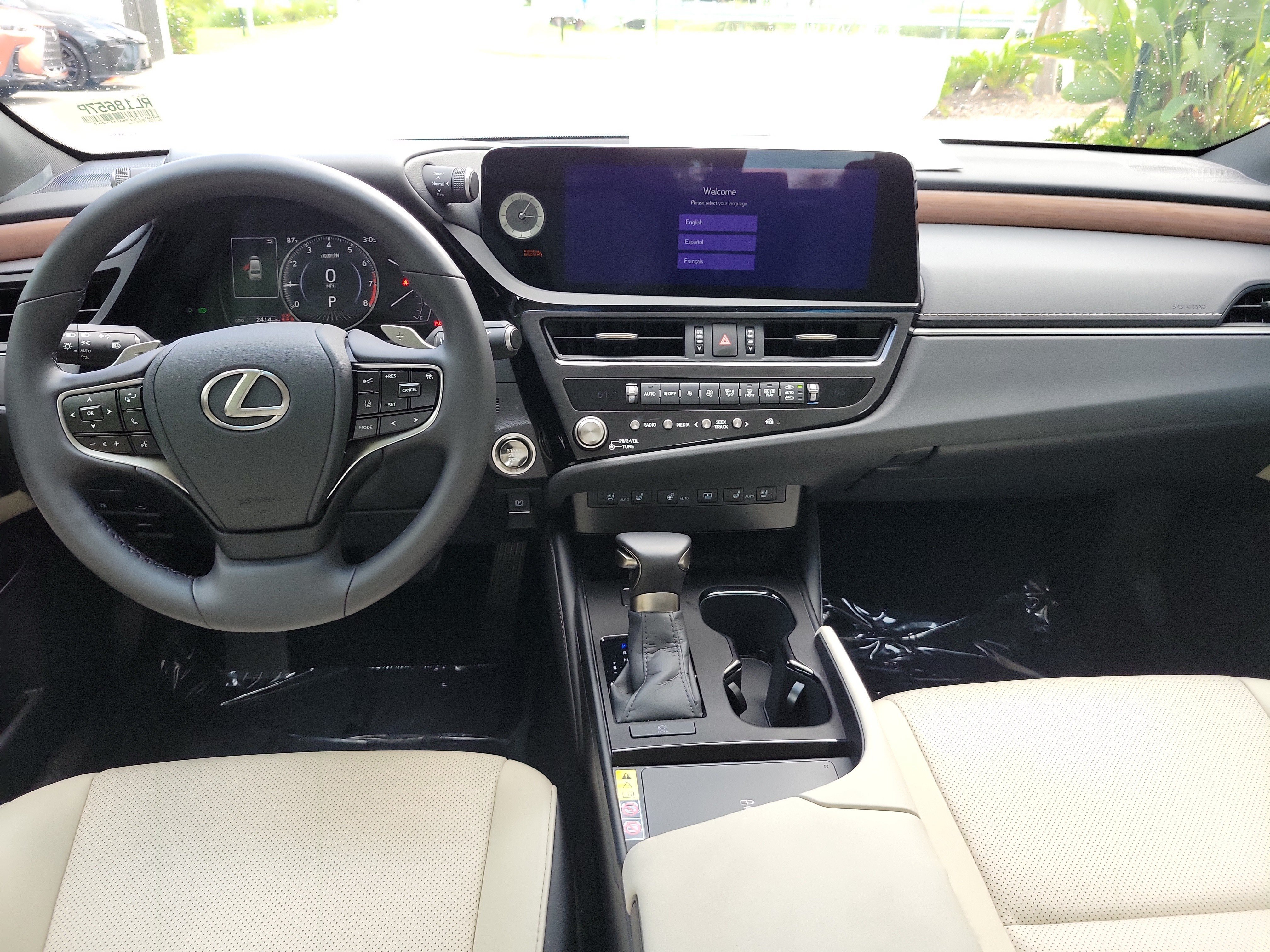 Used 2025 Lexus ES 350 w/ Premium Package FWD image 14