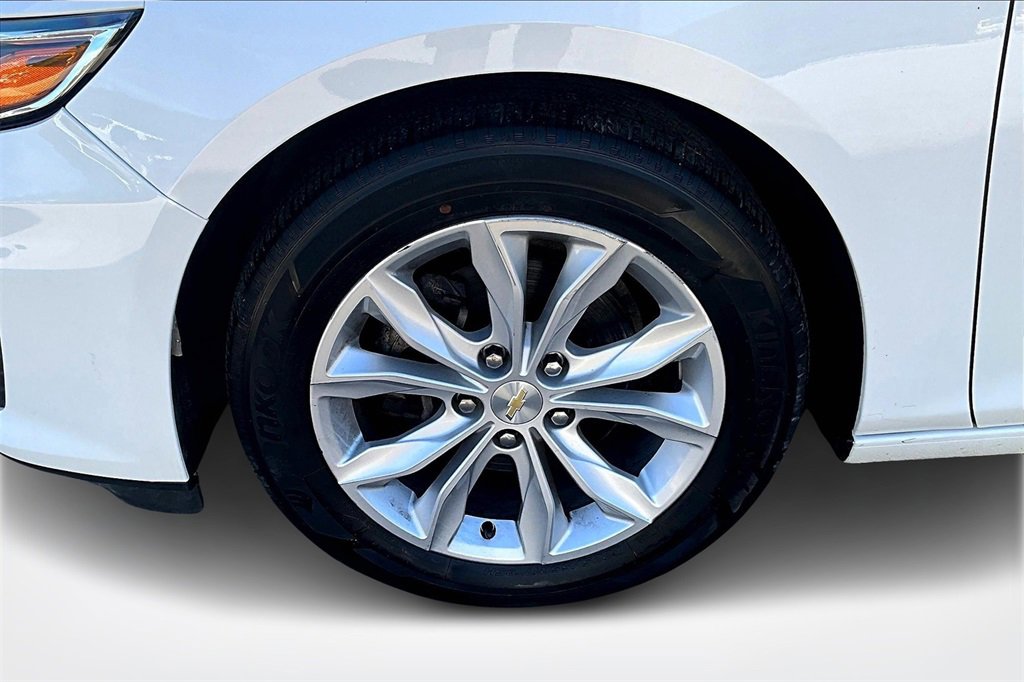 Used 2023 Chevrolet Malibu LT image 32