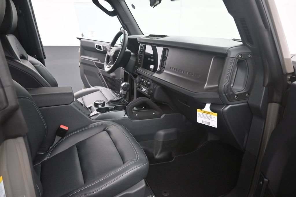 New 2026 Ford Bronco Badlands AWD/4WD image 27