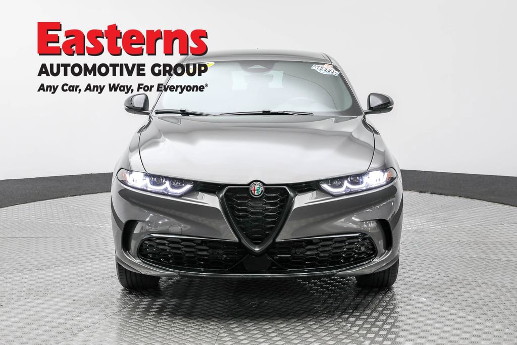 Used 2024 Alfa Romeo Tonale Sprint image 2