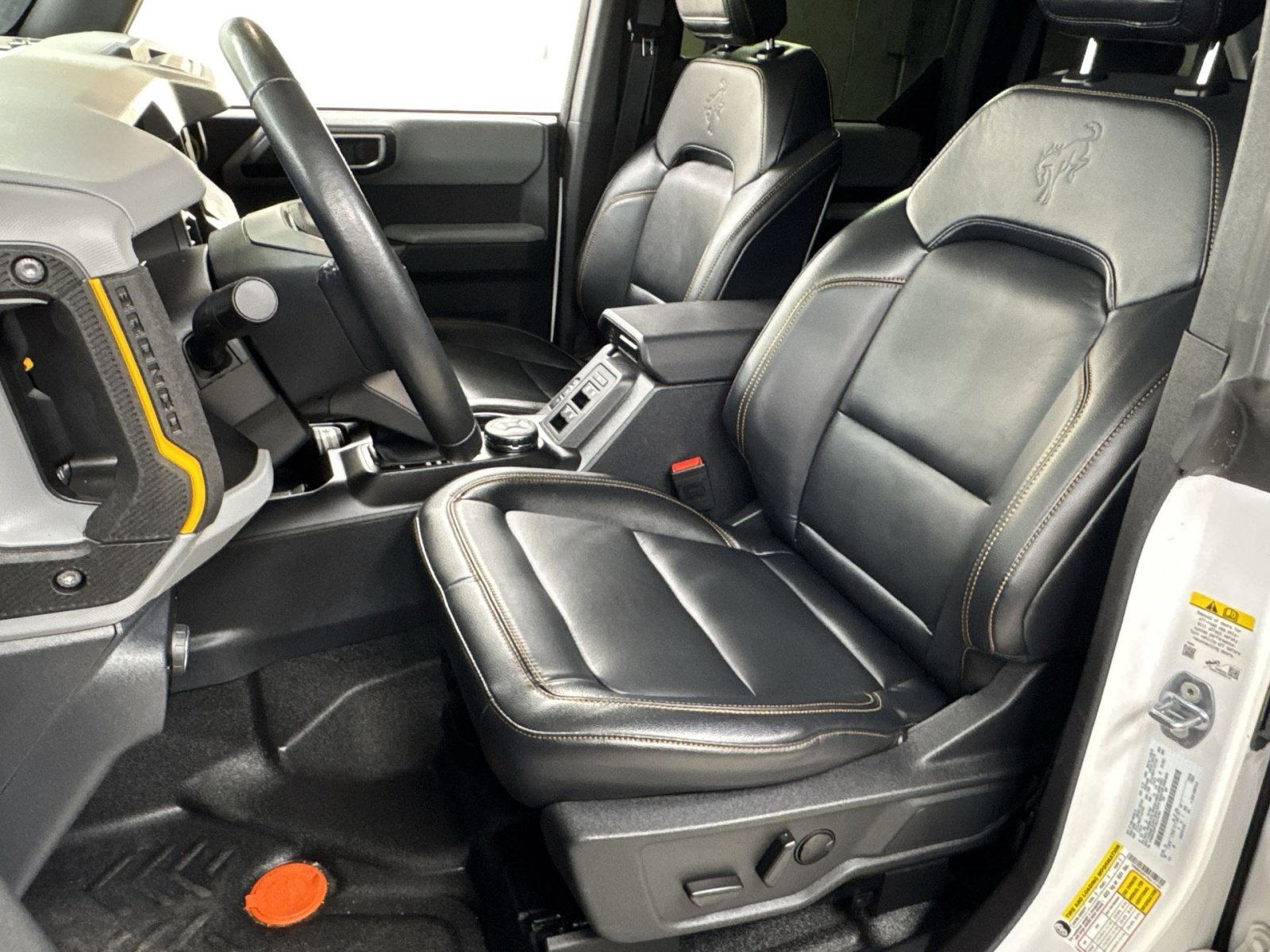 Used 2023 Ford Bronco Badlands image 4