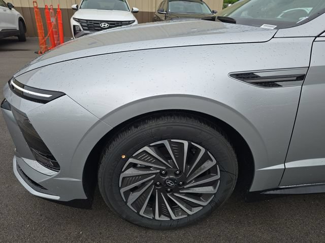 New 2025 Hyundai Sonata SEL FWD image 10