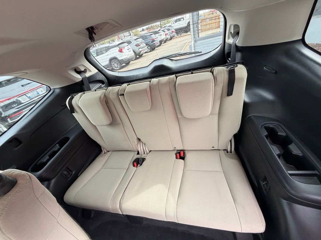 Used 2023 Subaru Ascent Premium w/ Convenience Package image 18