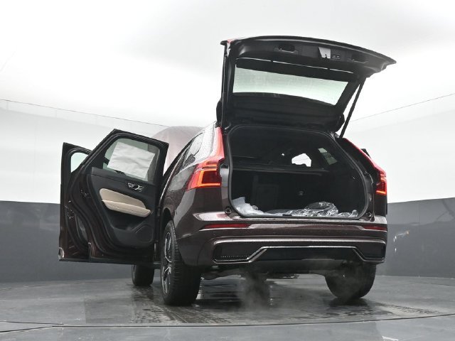 New 2027 Volvo XC60 B5 Core AWD/4WD image 54
