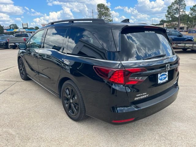 Used 2023 Honda Odyssey Sport image 3