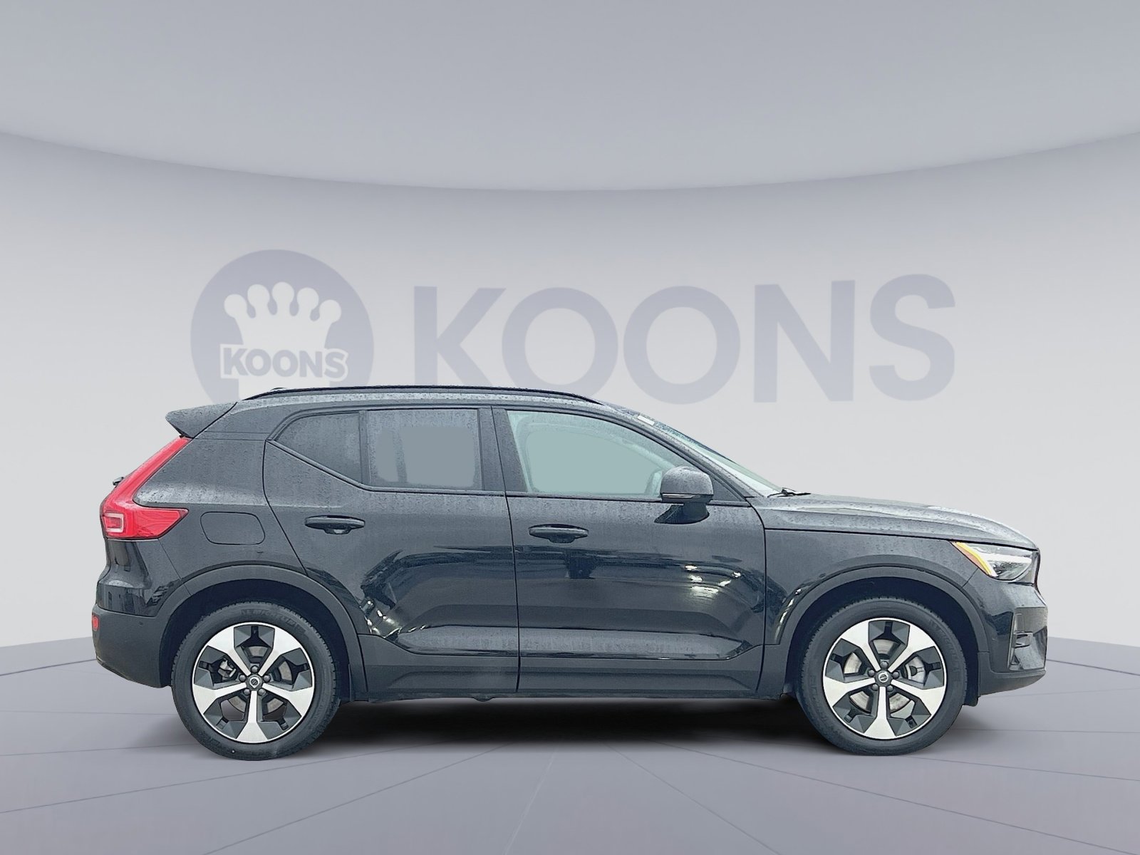 New 2026 Volvo XC40 B5 Plus w/ Protection Package Premier image 8