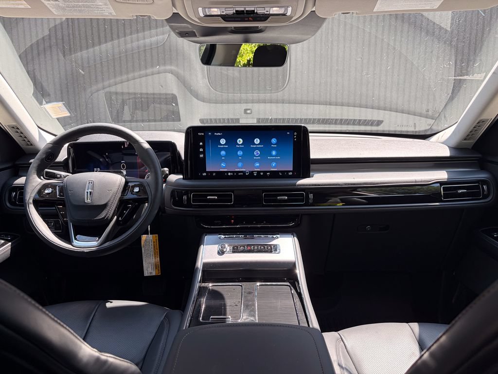 New 2026 Lincoln Aviator AWD image 46