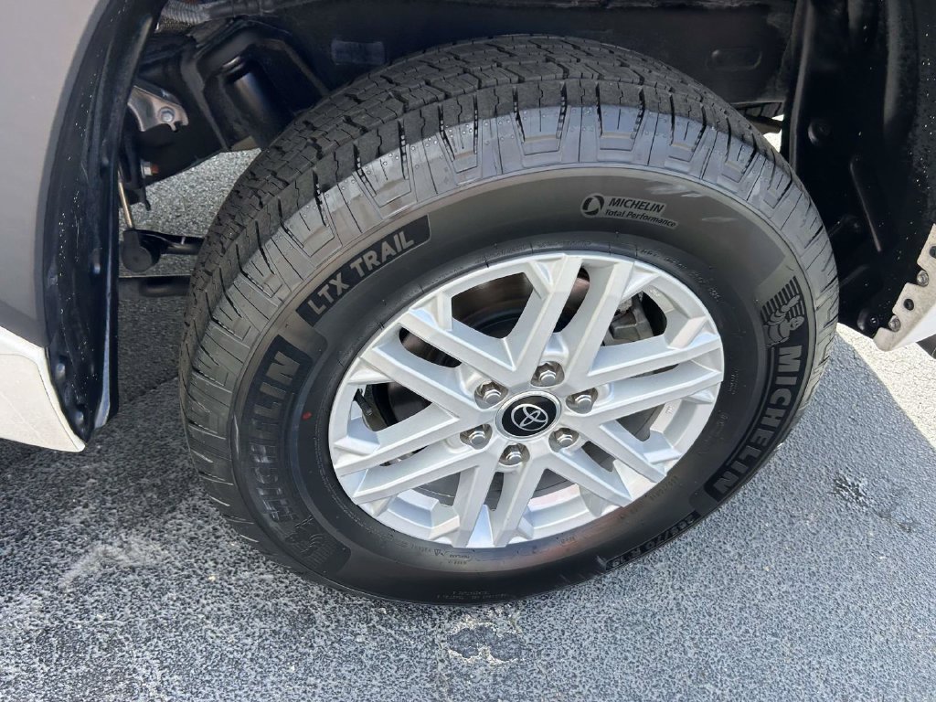 Used 2024 Toyota Tundra SR5 AWD/4WD image 10