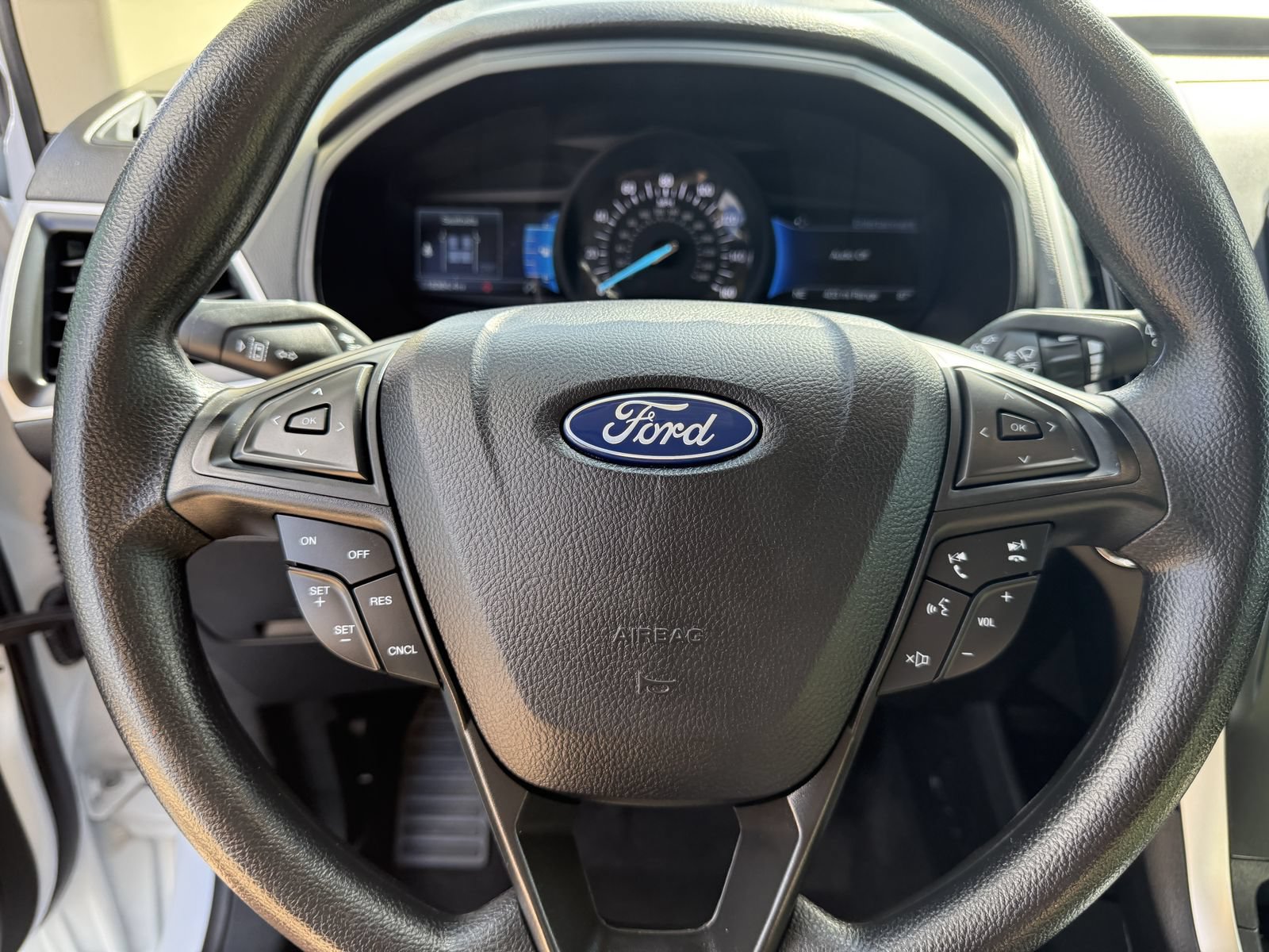Certified 2024 Ford Edge SE w/ Black Appearance Package AWD/4WD image 31
