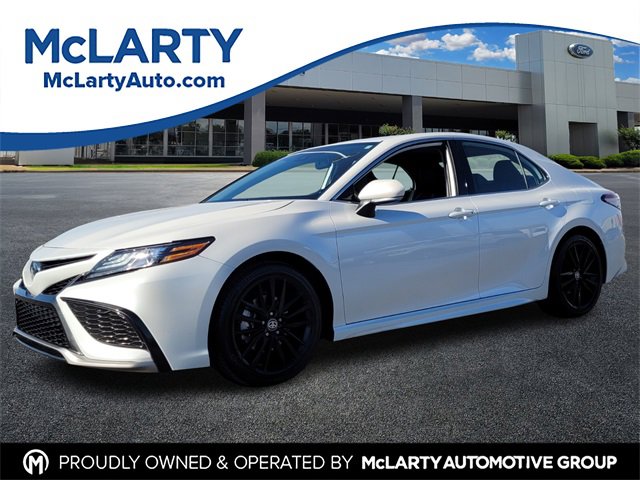 Used 2024 Toyota Camry XSE image 1