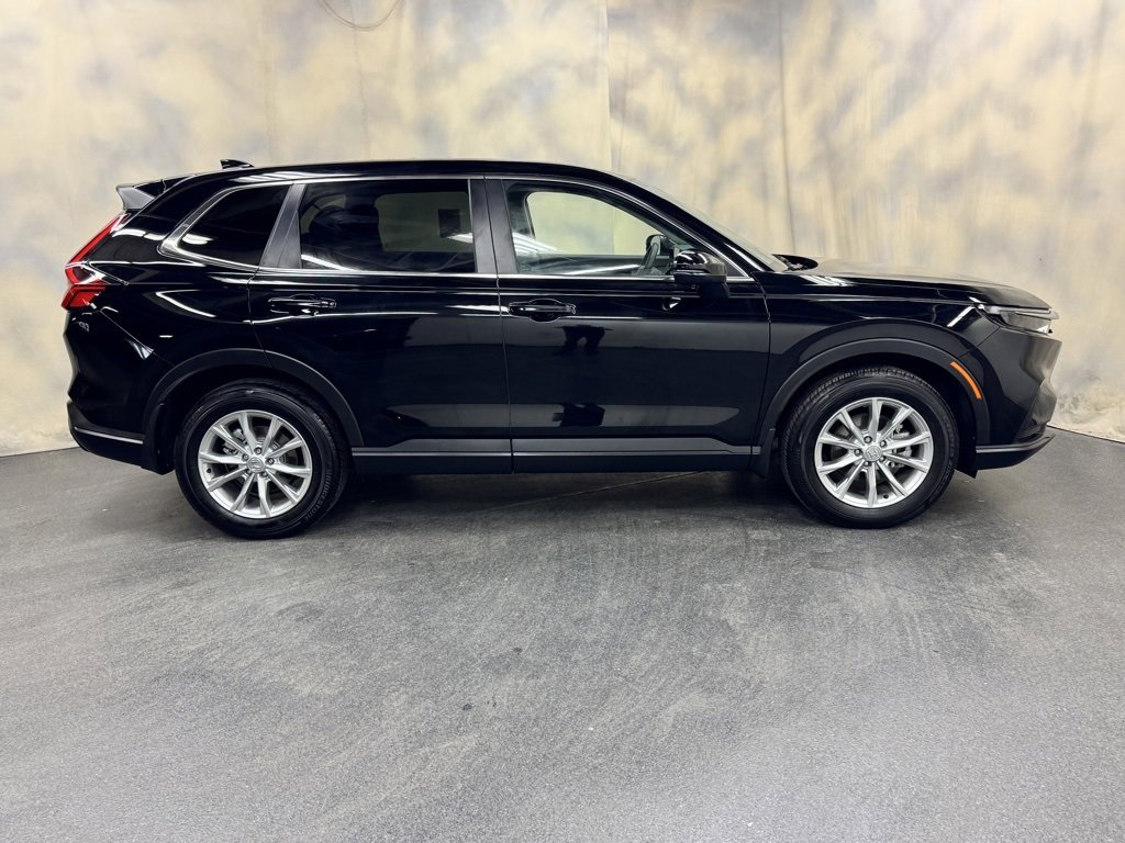 Used 2025 Honda CR-V EX image 9
