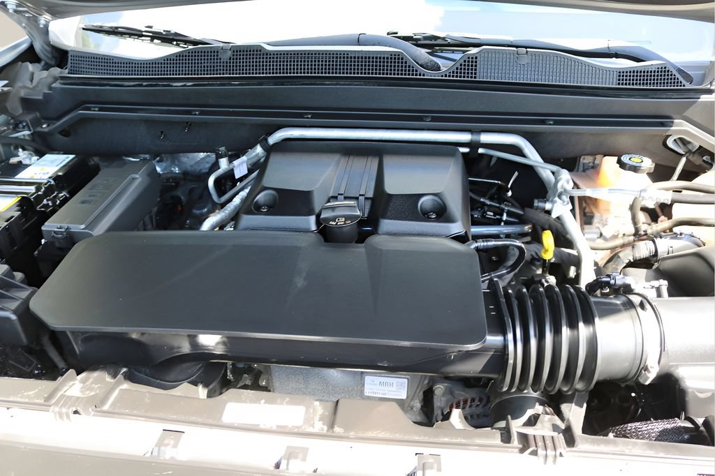 Used 2024 Chevrolet Colorado LT w/ LT Convenience Package II RWD image 11