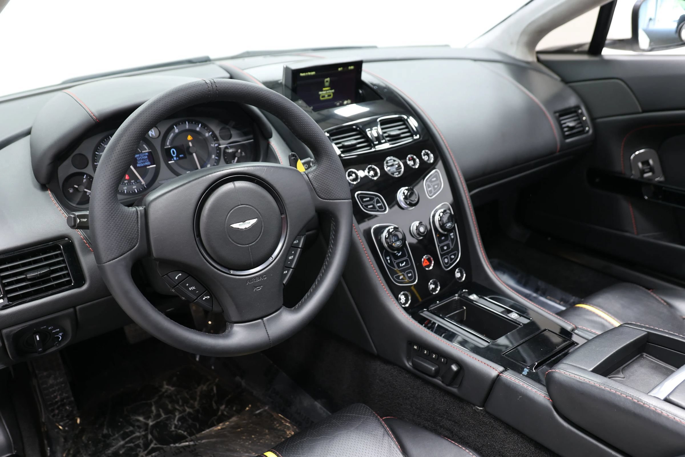 Used 2016 Aston Martin V8 Vantage GT RWD image 20