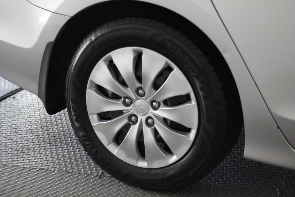Used 2012 Honda Accord LX image 58