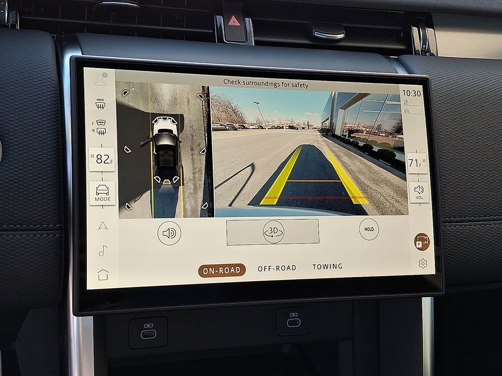 New 2025 Land Rover Discovery Sport Dynamic SE image 16