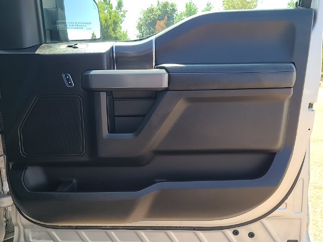 Used 2018 Ford F150 XLT w/ Equipment Group 302A Luxury AWD/4WD image 26