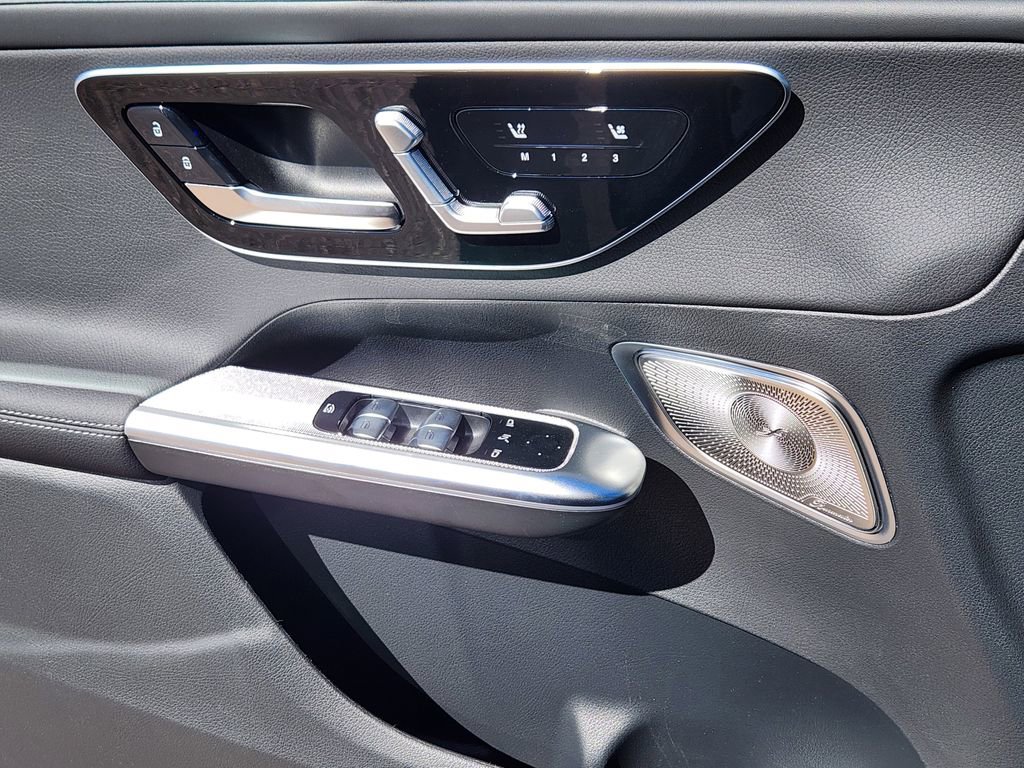 New 2026 Mercedes-Benz GLC 300 4MATIC image 21