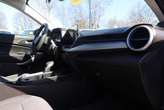 Certified 2025 Chevrolet Trax LS image 36