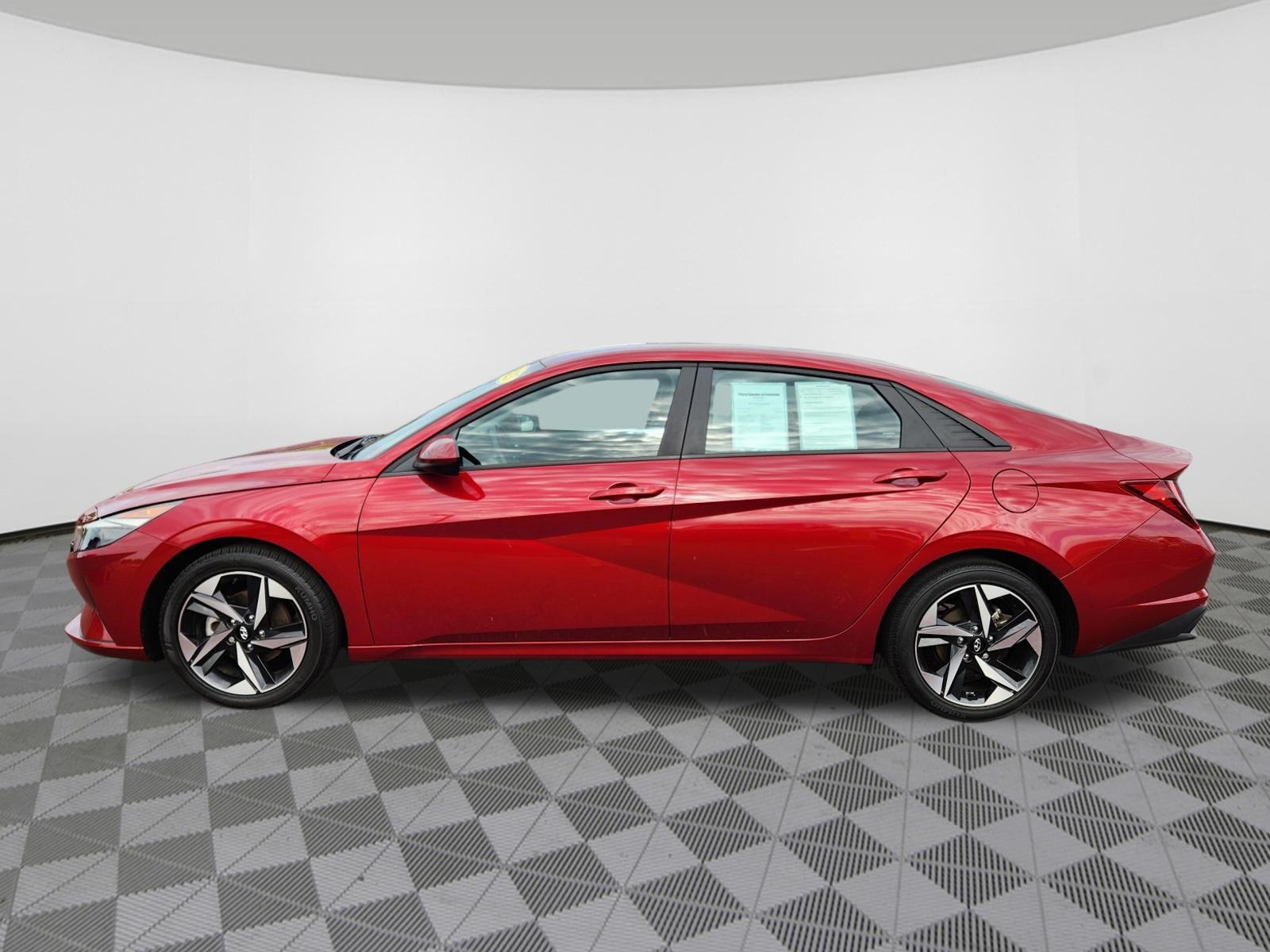 Certified 2023 Hyundai Elantra SEL w/ Convenience Package FWD image 5