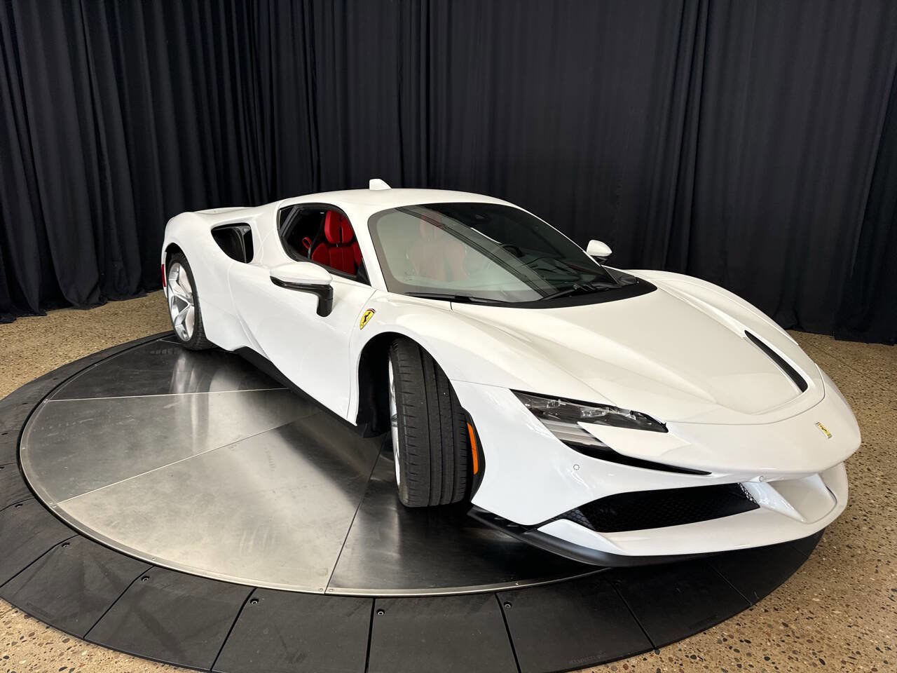 Used 2023 Ferrari SF90 Stradale image 12