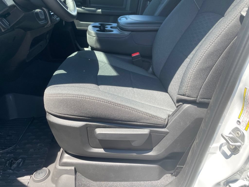 New 2026 RAM 3500 Tradesman AWD/4WD image 10