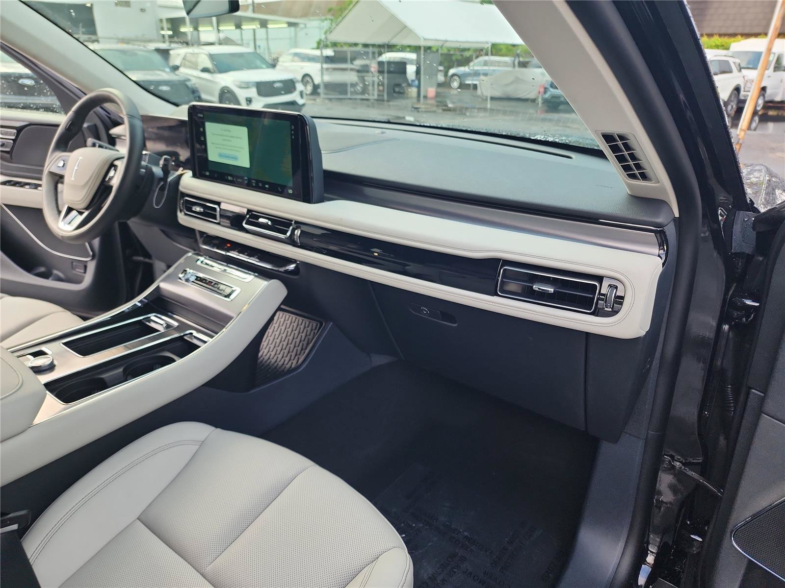 New 2026 Lincoln Aviator 2WD image 24