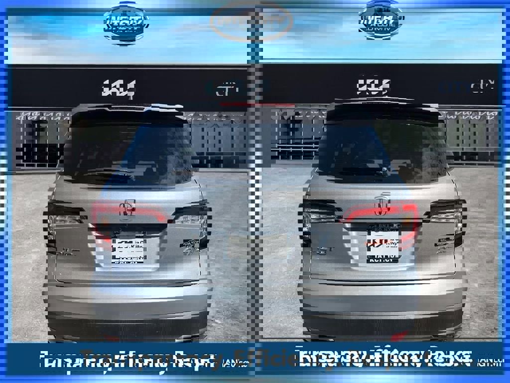 Used 2022 Honda Pilot TrailSport image 4